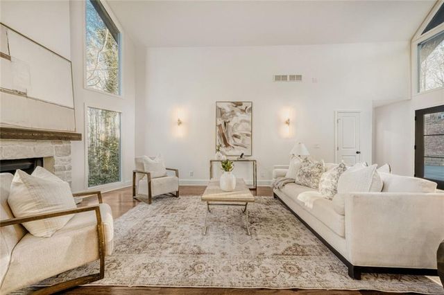 95 Lake Top Court, Roswell, GA 30076