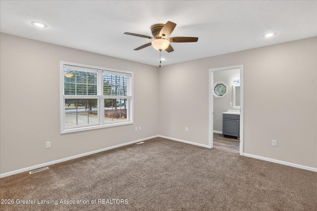 6902 E Clark Road, Bath, MI 48808