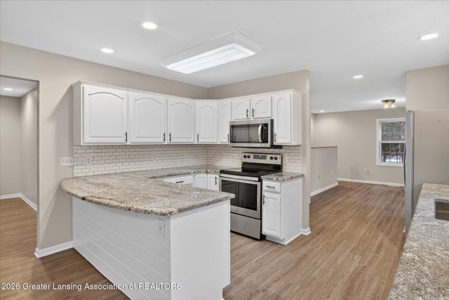 6902 E Clark Road, Bath, MI 48808