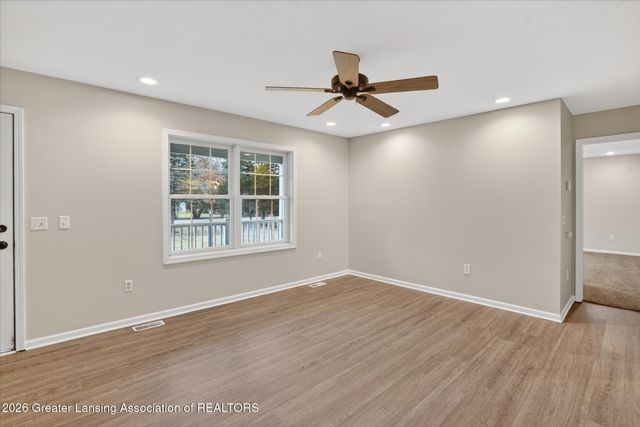 6902 E Clark Road, Bath, MI 48808