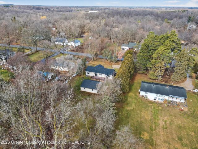 6902 E Clark Road, Bath, MI 48808