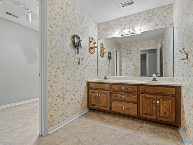 29451 Old School House Road, Ardmore, AL 35739