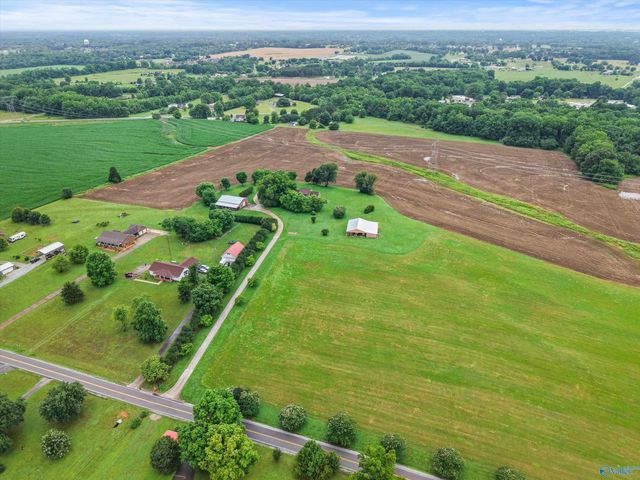 29451 Old School House Road, Ardmore, AL 35739