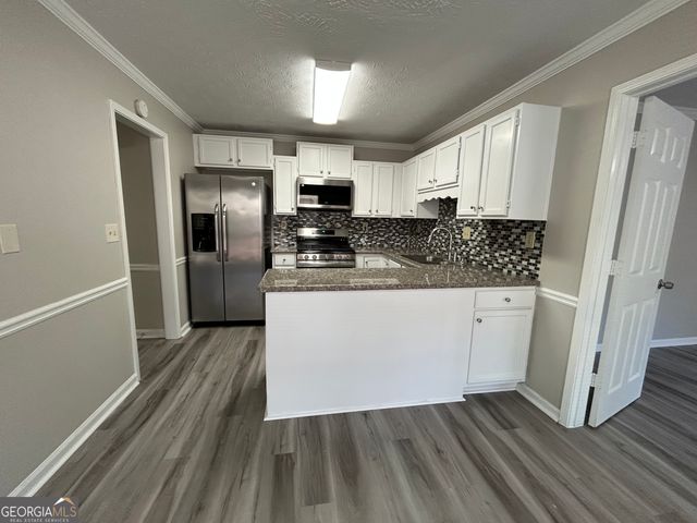 1016 Kathleen Court, Roswell, GA 30075