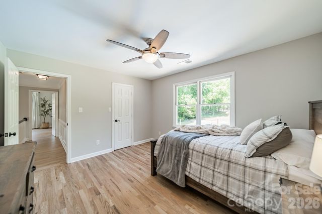 7240 Cobblecreek Drive, Matthews, NC 28104