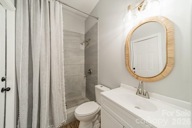 7240 Cobblecreek Drive, Matthews, NC 28104