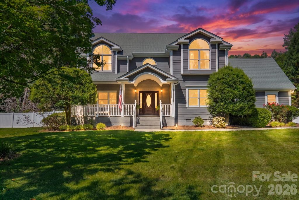 7240 Cobblecreek Drive, Matthews, NC 28104