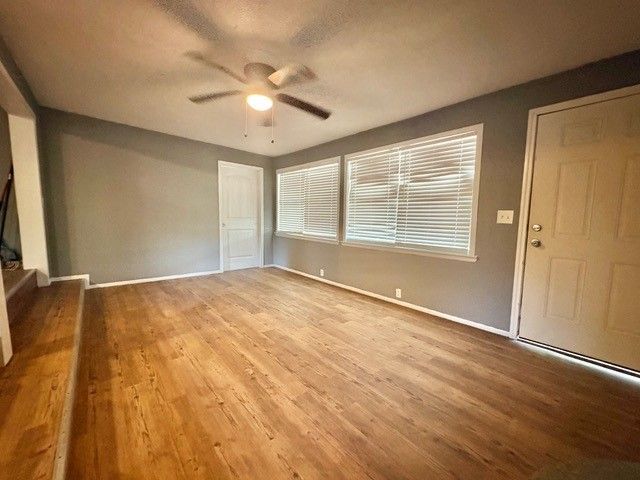 9553 Amy Drive, Hawk Cove, TX 75474