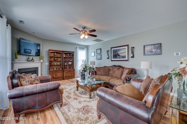6077 Blue Ray Drive, Leland, NC 28451