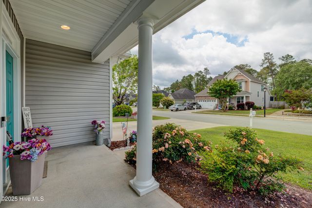 6077 Blue Ray Drive, Leland, NC 28451