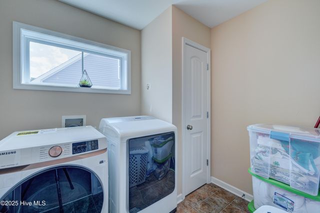 6077 Blue Ray Drive, Leland, NC 28451