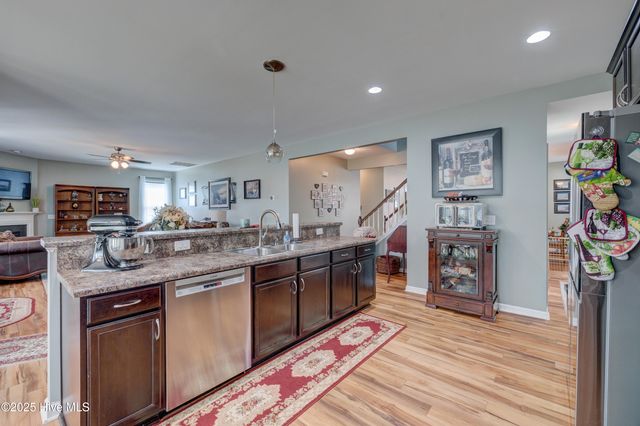 6077 Blue Ray Drive, Leland, NC 28451