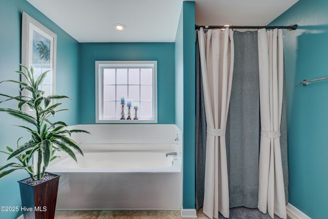 6077 Blue Ray Drive, Leland, NC 28451
