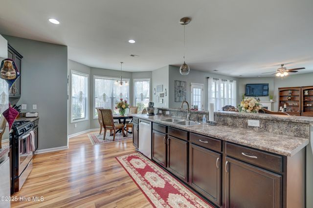 6077 Blue Ray Drive, Leland, NC 28451