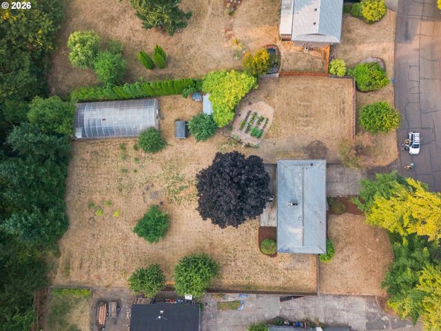 15930 S SANDALWOOD Rd, Oregon City, OR 97045