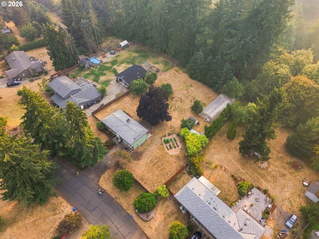15930 S SANDALWOOD Rd, Oregon City, OR 97045