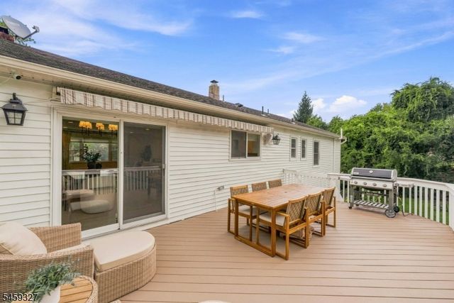 10 Darlene Ct, Randolph Twp., NJ 07869