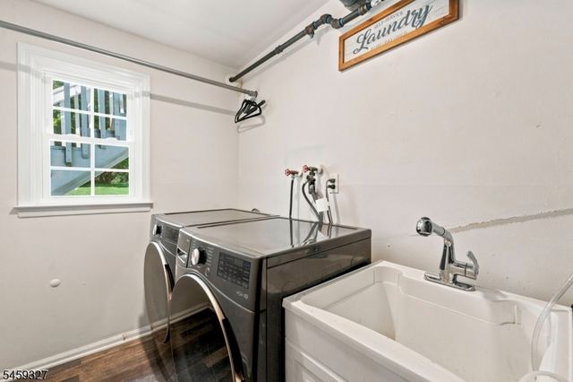 10 Darlene Ct, Randolph Twp., NJ 07869