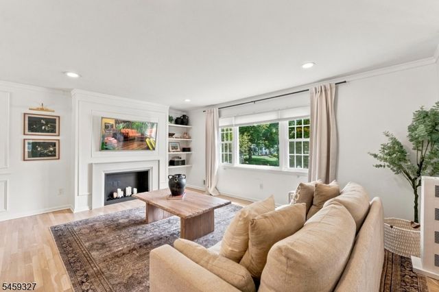 10 Darlene Ct, Randolph Twp., NJ 07869