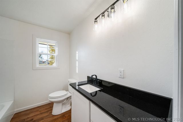 21 N Indianola Street, Pryor, OK 74361