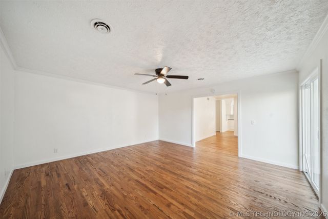 21 N Indianola Street, Pryor, OK 74361