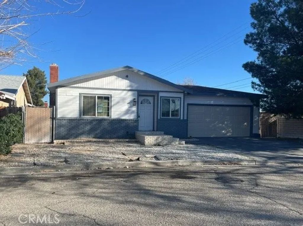 1853 Horizon Lane, Lancaster, CA 93535