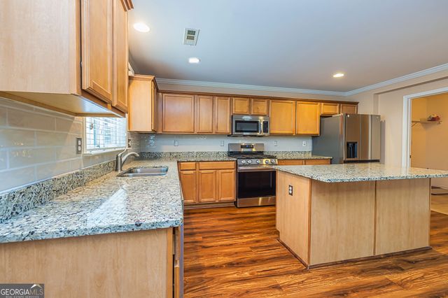 30 Park Lane Circle, Newnan, GA 30265