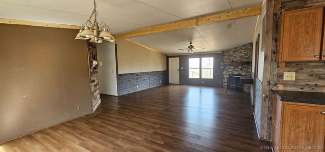 100989 S 4533 Road W, Vian, OK 74962