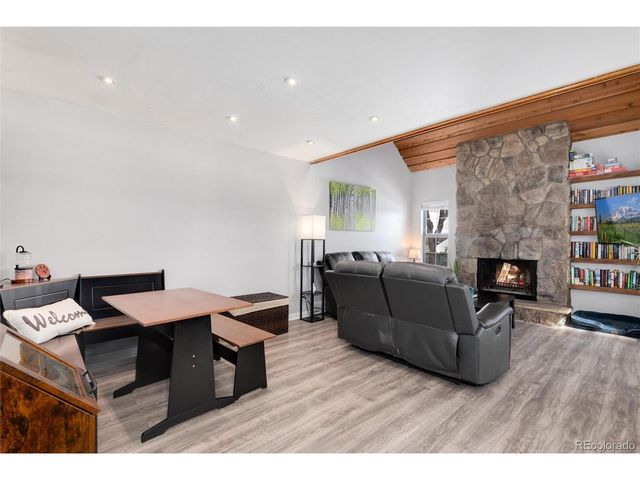 2625 S Xanadu Way E, Aurora, CO 80014