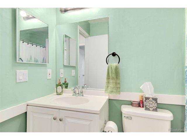 2625 S Xanadu Way E, Aurora, CO 80014