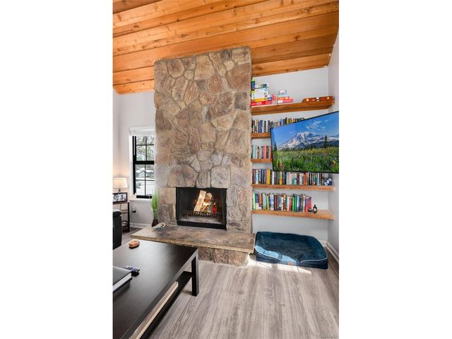 2625 S Xanadu Way E, Aurora, CO 80014