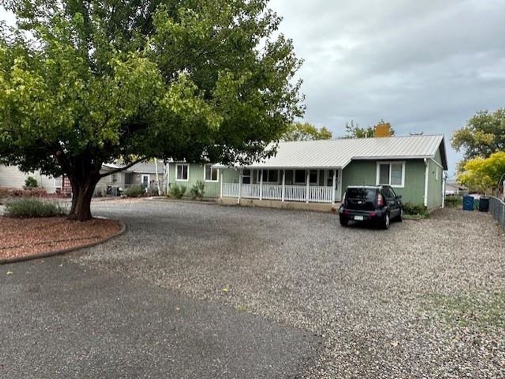 454 33 Road, Clifton, CO 81520