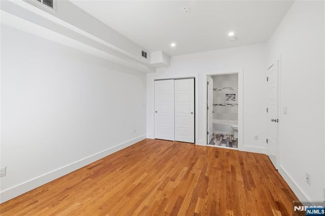 141 Beach Street, Jersey City, NJ 07307