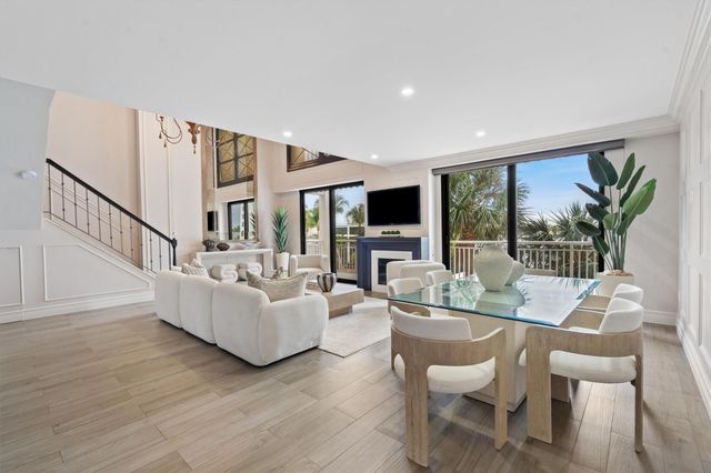 3100 NE 48th Street 304, Fort Lauderdale, FL 33308