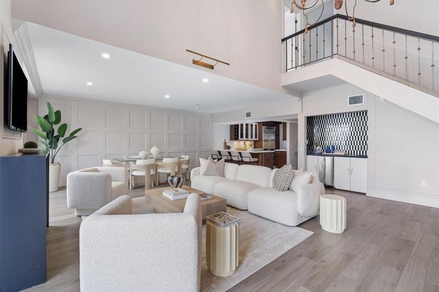 3100 NE 48th Street 304, Fort Lauderdale, FL 33308