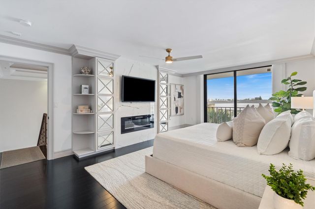 3100 NE 48th Street 304, Fort Lauderdale, FL 33308