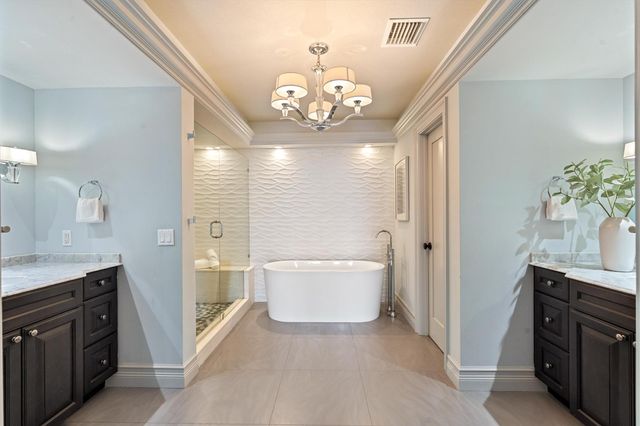 3100 NE 48th Street 304, Fort Lauderdale, FL 33308