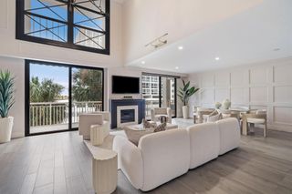 3100 NE 48th Street 304, Fort Lauderdale, FL 33308