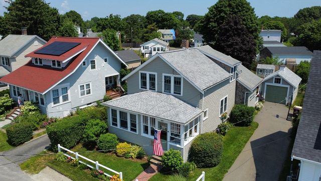 52 Wachusett Rd, Weymouth, MA 02191