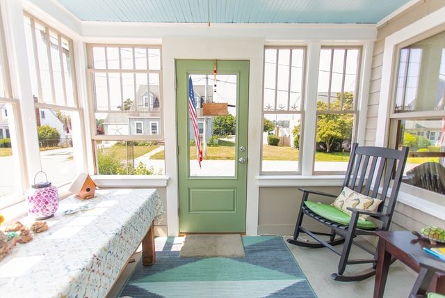 52 Wachusett Rd, Weymouth, MA 02191