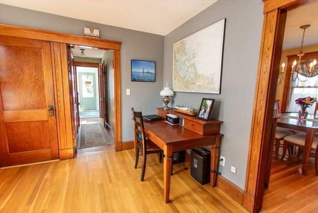 52 Wachusett Rd, Weymouth, MA 02191