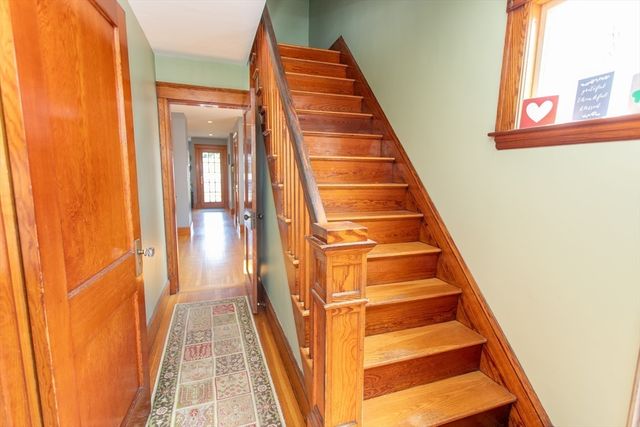 52 Wachusett Rd, Weymouth, MA 02191