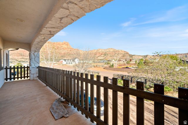 865 N REDWOOD ST, Hildale, UT 84784