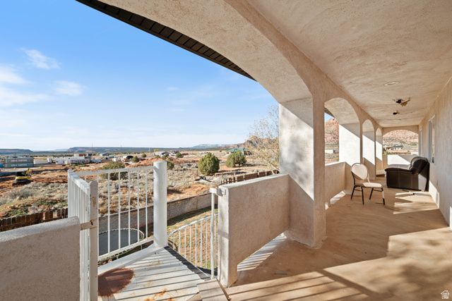 865 N REDWOOD ST, Hildale, UT 84784