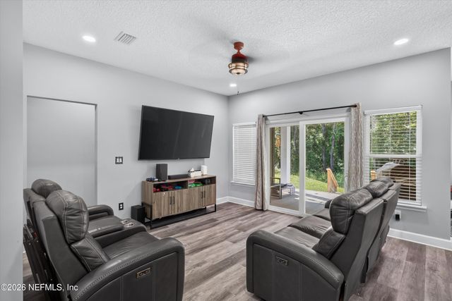 2817 CAMEL Circle, Middleburg, FL 32068