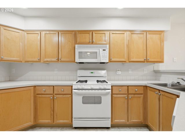 17200 Se 26TH Dr E19, Vancouver, WA 98683