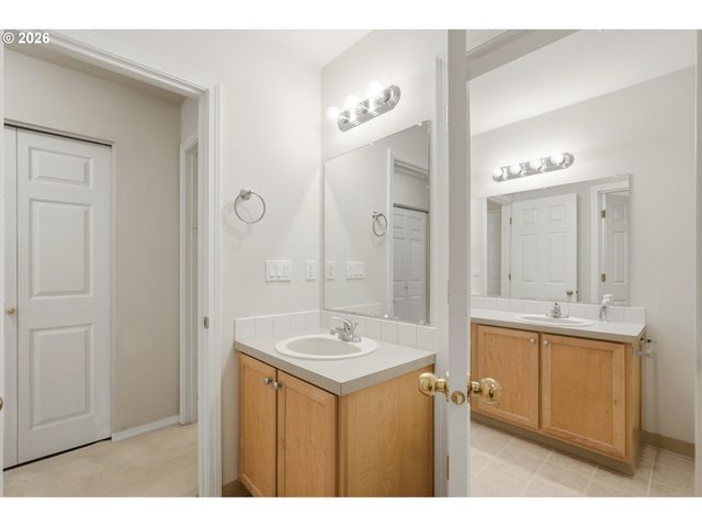 17200 Se 26TH Dr E19, Vancouver, WA 98683