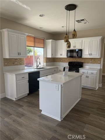 35602 Driftwood, Winchester, CA 92596