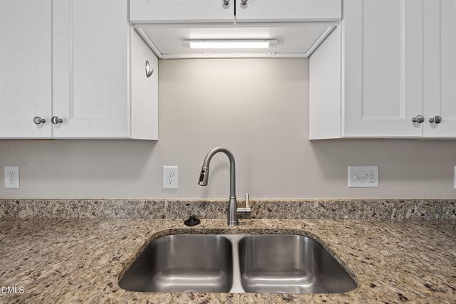 123 Luxon Place, Cary, NC 27513