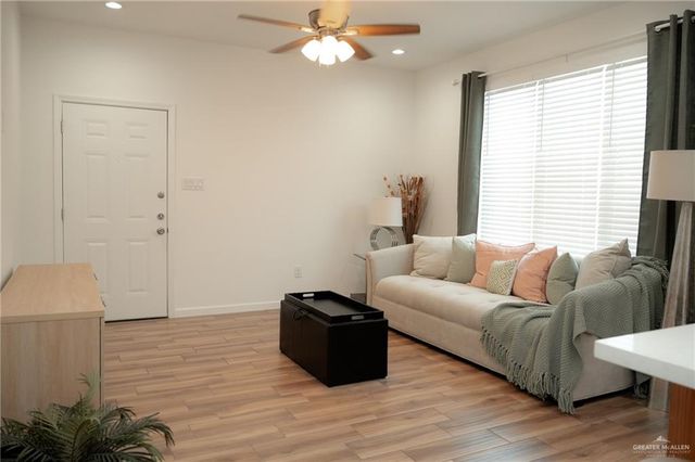 2108 E San Andrea Street, Edinburg, TX 78542